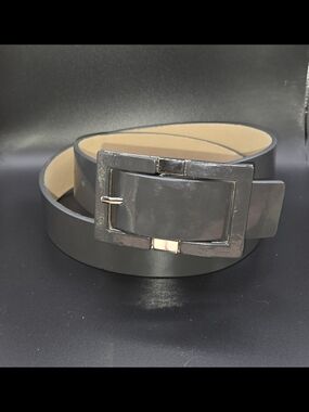 Attention Gray Leather Belt with Silver Buckle